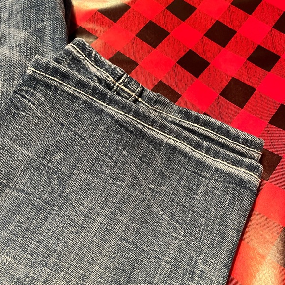 Vigoss “the Chelsea boyfriend” capri jeans - Picture 3 of 7